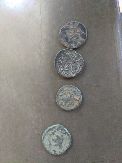 Putting-Your-Ancient-Coin-Knowledge-To-The-Test.-Running-Thread